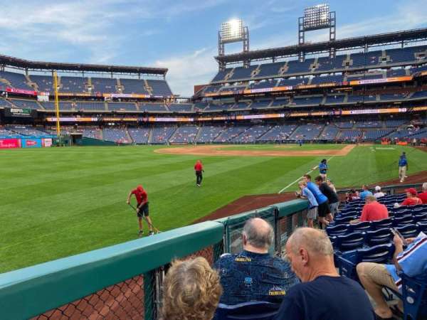 Citizens Bank Park, section: 139, row: 14, seat: 3