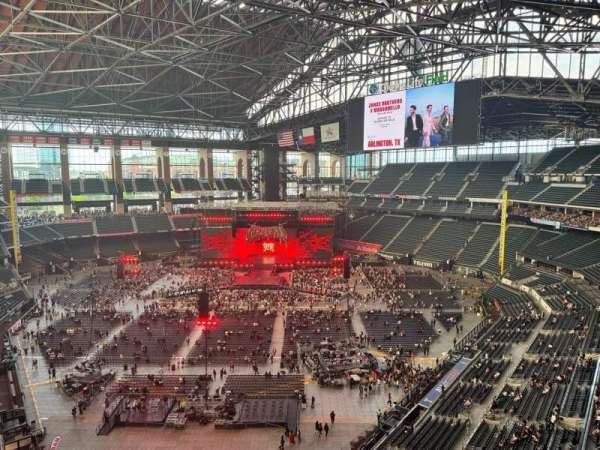 Globe Life Field, section: 315, row: 1, seat: 10