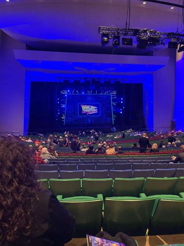 Des Moines Civic Center, section: 6W, row: EE, seat: 38