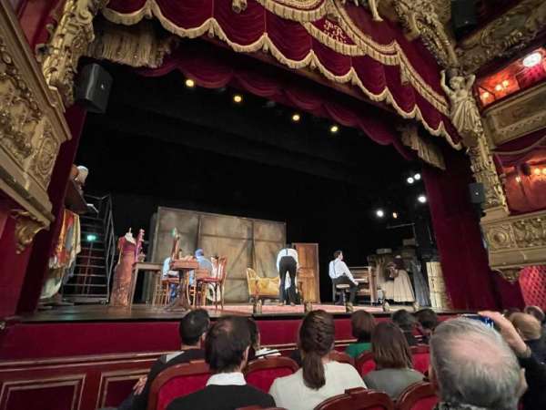 Théâtre du Palais-Royal, section: OR, row: D, seat: 13