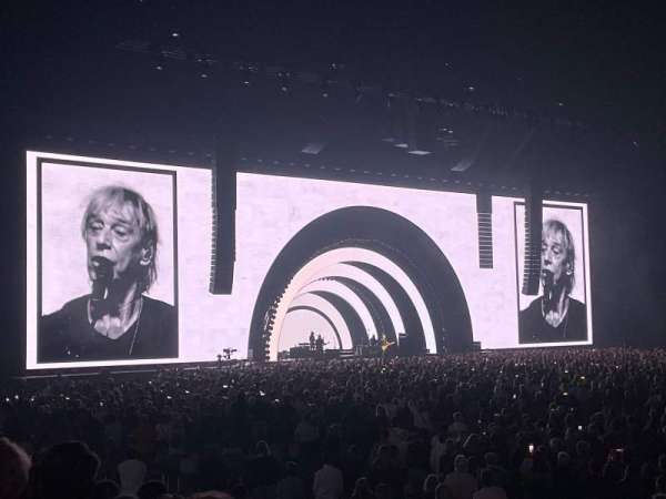 Paris La Défense Arena, section: 105, row: 10, seat: 23