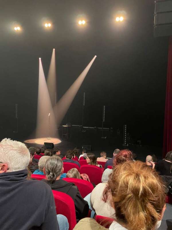 Théâtre Mac-Nab, row: G, seat: 18