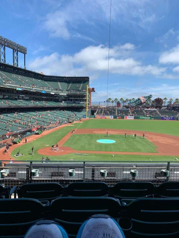 Oracle Park, section: 210, row: D, seat: 5