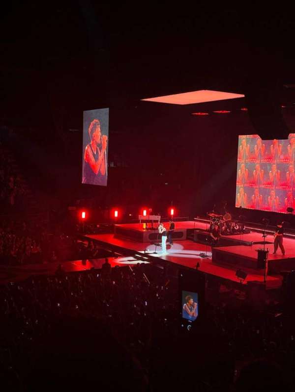 Unipol Forum, section: B20, row: 8, seat: 14