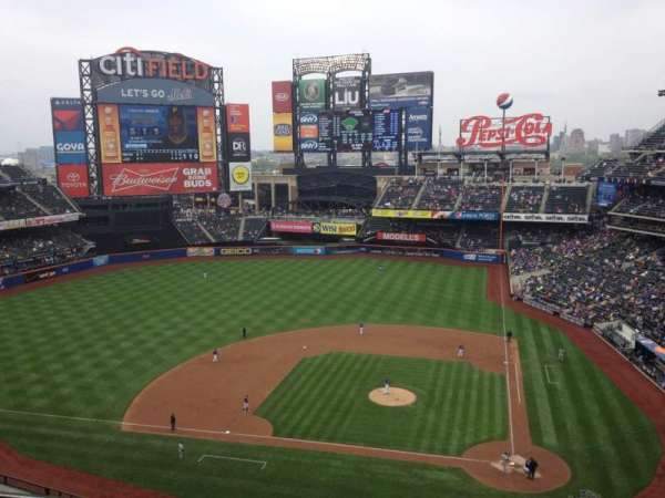 Citi Field, section: 519, row: 1, seat: 8