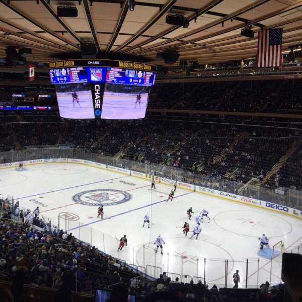 Madison Square Garden, section: 215, row: 5, seat: 4