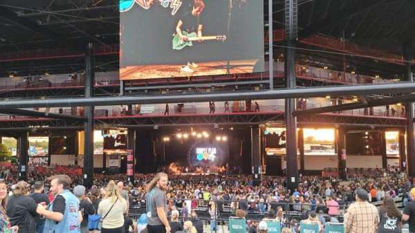 Credit Union 1 Amphitheatre, section: Lawn