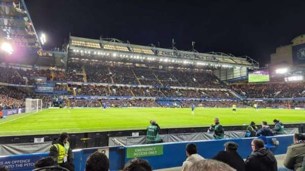 Stamford Bridge, section: West Stand Lower 8, row: 6, seat: 207
