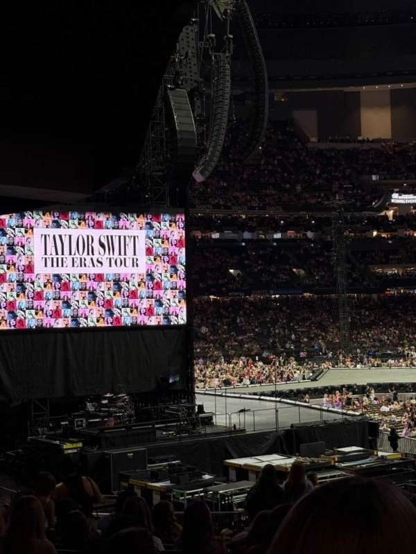 Caesars Superdome, section: 121, row: 35, seat: 13