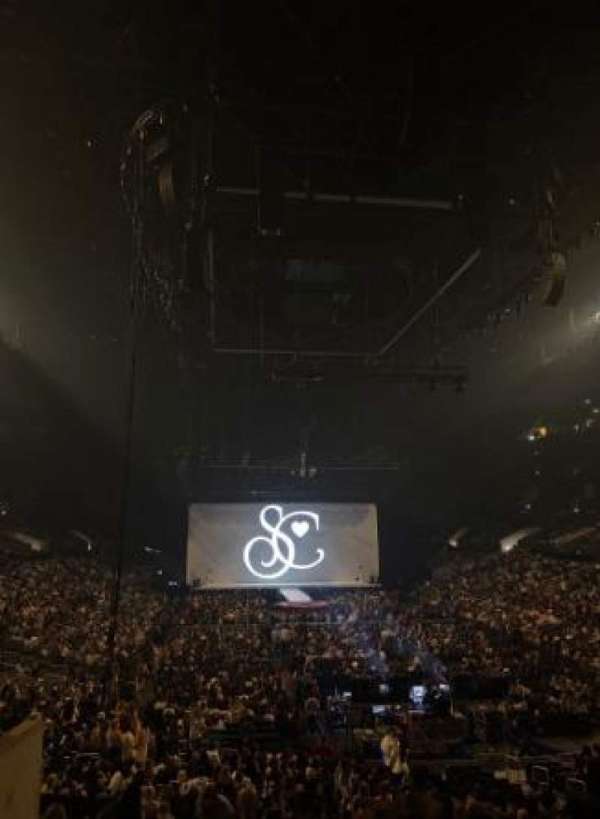Crypto.com Arena, section: 208, row: 6, seat: 11
