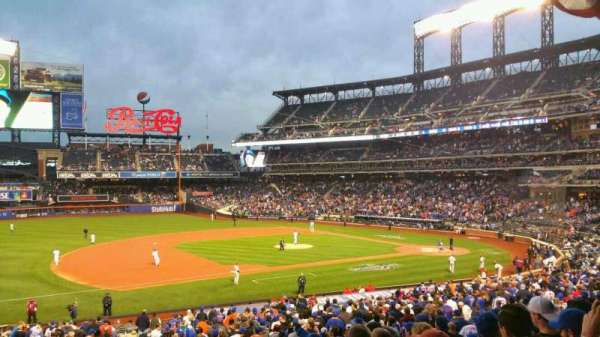 Citi Field, section: 124, row: 31, seat: 1