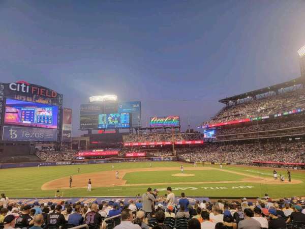 Citi Field, section: 121, row: 19, seat: 17