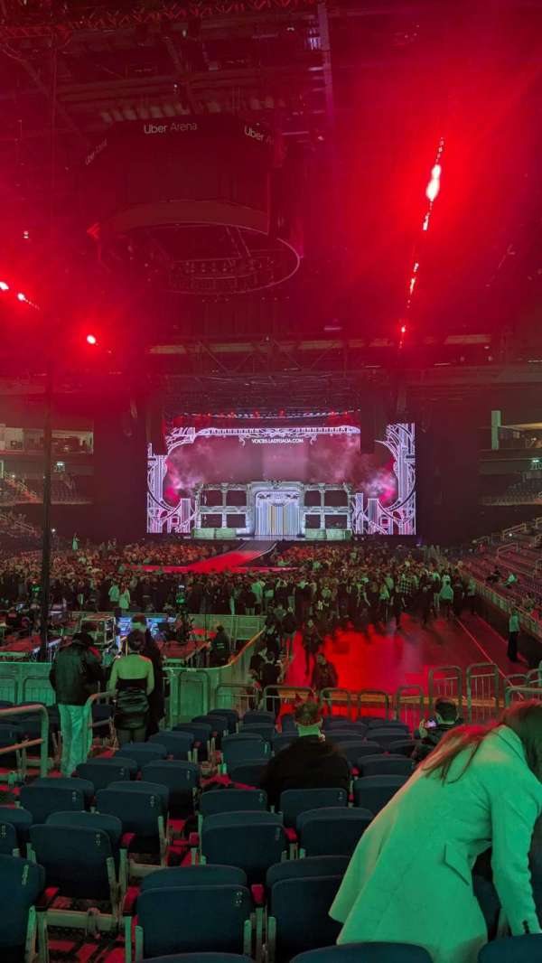 Uber Arena, section: 202, row: 11, seat: 4