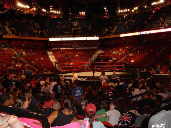 Mohegan Sun Arena, section: 14