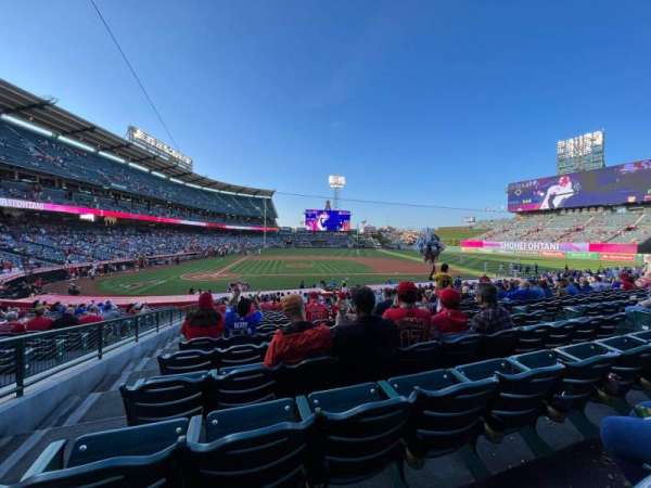 Angel Stadium, section: 123, row: Y, seat: 2