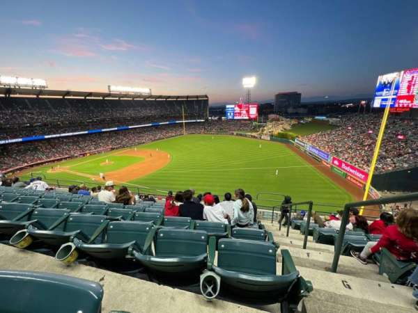 Angel Stadium, section: 429, row: H, seat: 25