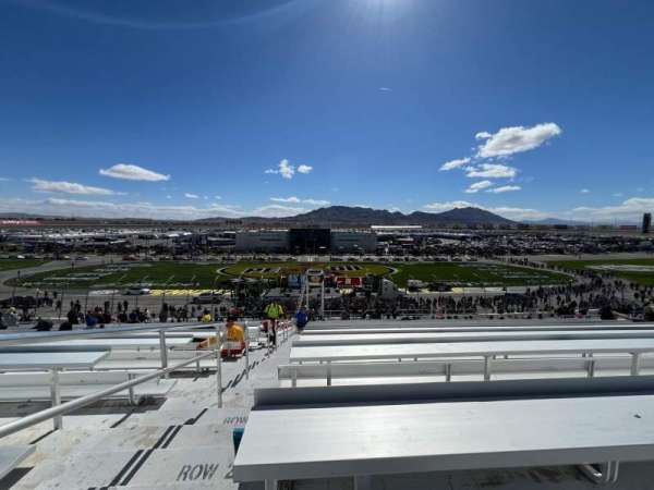 Las Vegas Motor Speedway, section: 2M, row: 30, seat: 26
