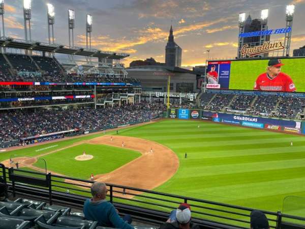 Progressive Field, section: 432, row: D, seat: 2