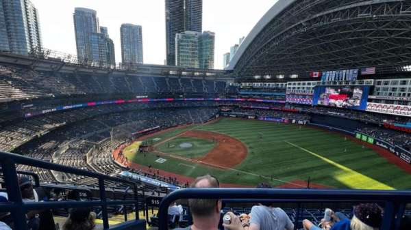 Rogers Centre, section: 515, row: 8, seat: 16