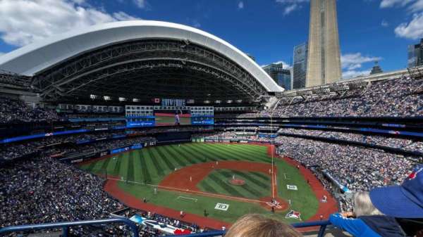 Rogers Centre, section: 527, row: 2, seat: 19