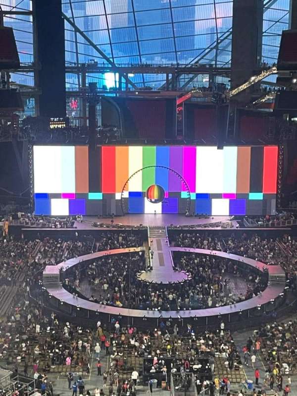 Mercedes-Benz Stadium, section: 326, row: 3, seat: 10