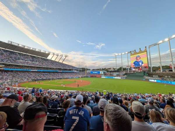 Kauffman Stadium, section: 240, row: HH, seat: 5