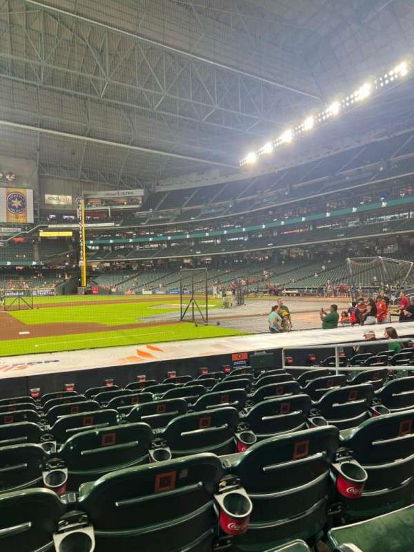Daikin Park, section: 112, row: 12, seat: 10