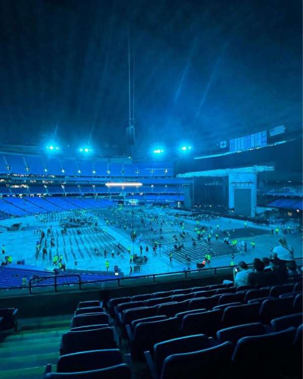 Rogers Centre, section: 214R, row: 7, seat: 1