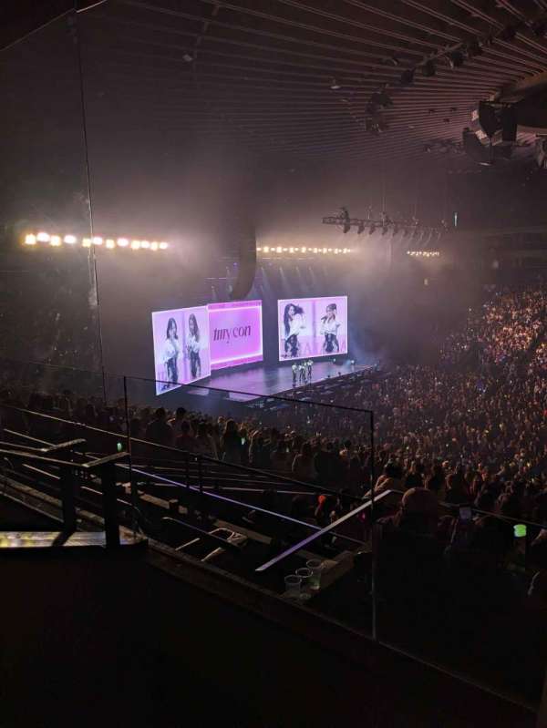 Oakland Arena, section: C17