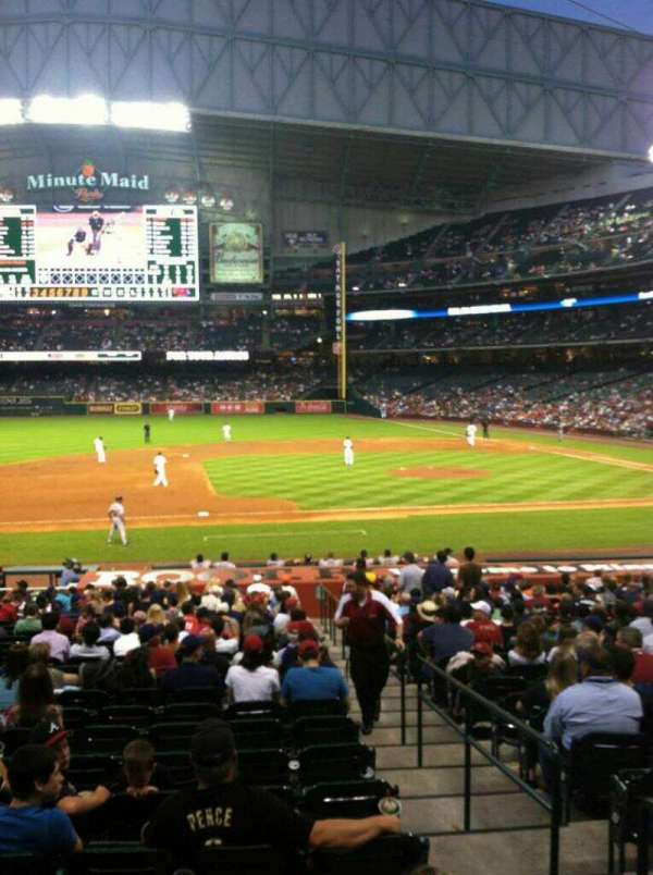 Daikin Park, section: 112, row: 28, seat: 15
