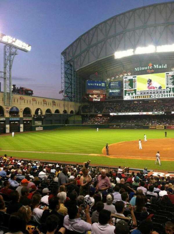 Daikin Park, section: 112, row: 28, seat: 15