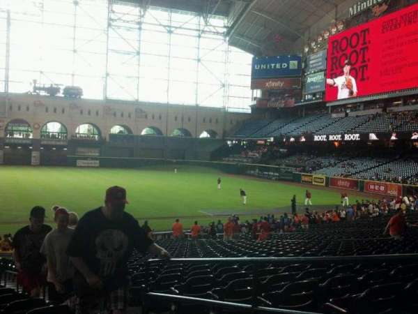 Daikin Park, section: 127, row: 29, seat: 18