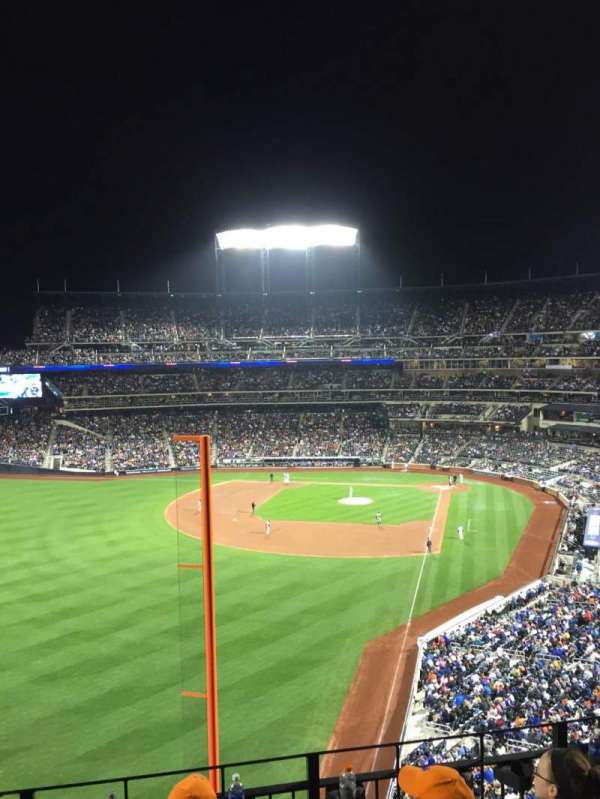 Citi Field, section: 430, row: 4, seat: 16