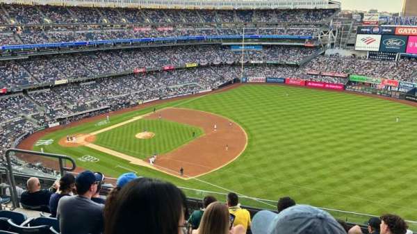 Yankee Stadium, section: 412, row: 6, seat: 13