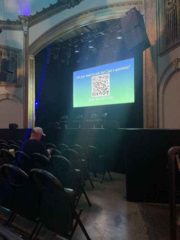 Neptune Theatre, section: MF, row: 14