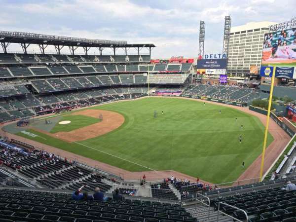 Truist Park, section: 313, row: 12, seat: 1