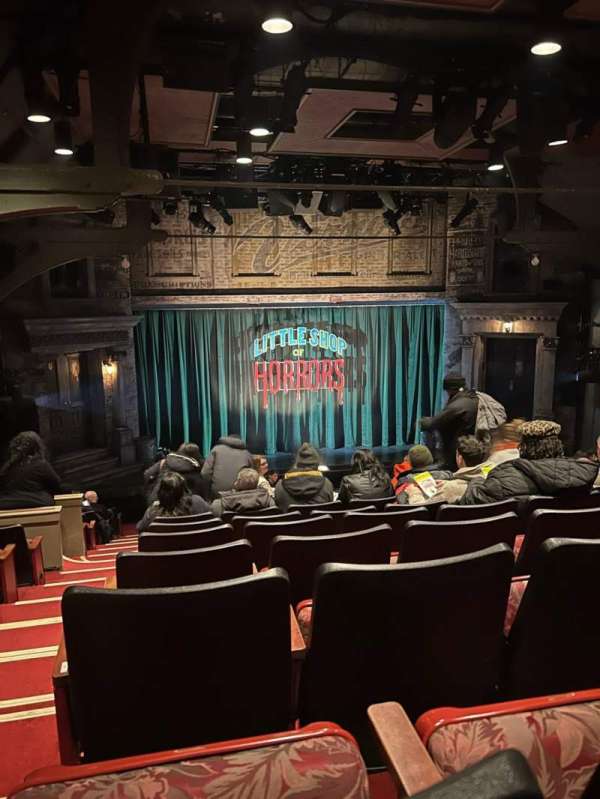 Westside Theatre Upstairs, section: Orchestra C, row: Q, seat: 112