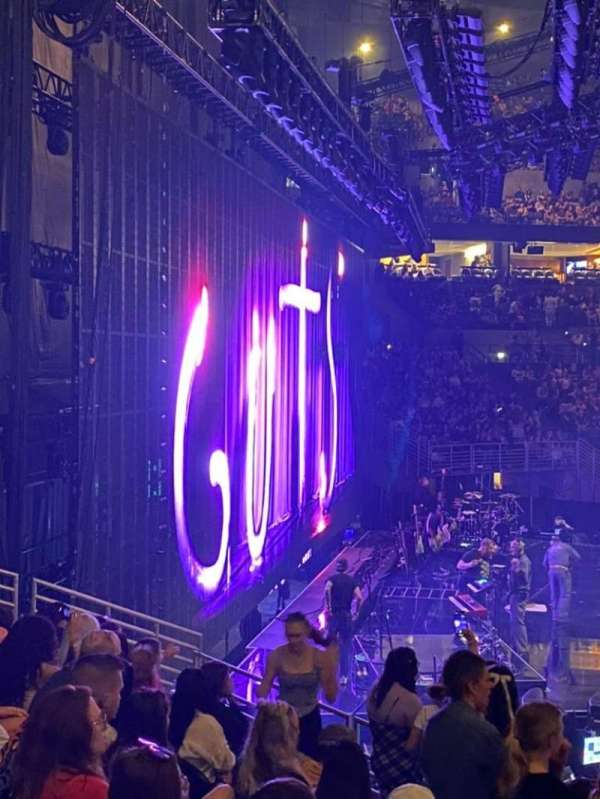 CHI Health Center Omaha, section: 125, row: 18, seat: 15
