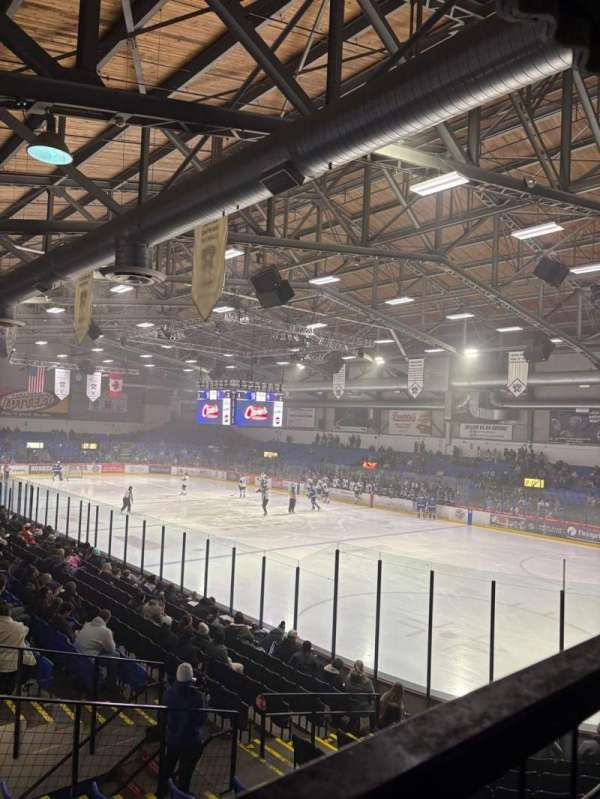 Ice Box, section: Suite