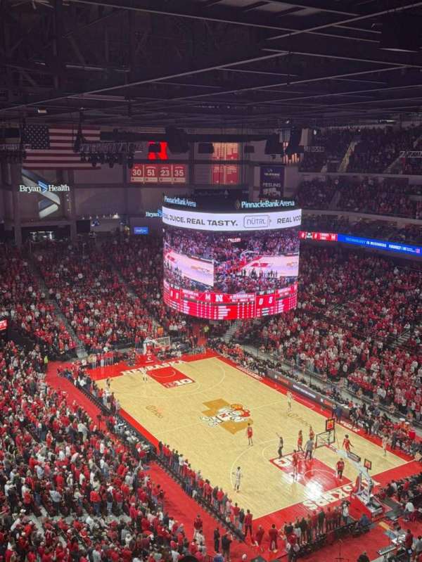 Pinnacle Bank Arena, section: 315, row: 4, seat: 1
