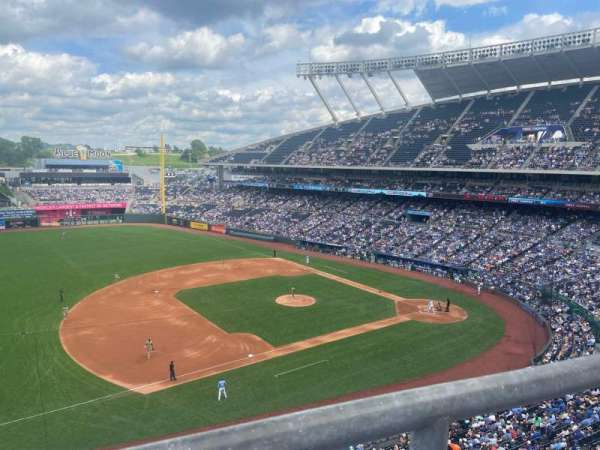 Kauffman Stadium, section: 409, row: A, seat: 5