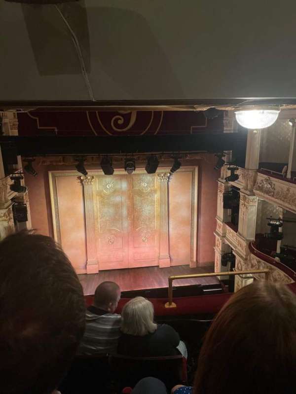 Garrick Theatre, section: Grand Circle, row: D, seat: 14
