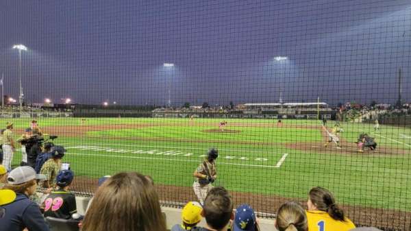 Franklin Field, Wisconsin, section: 103, row: D, seat: 16