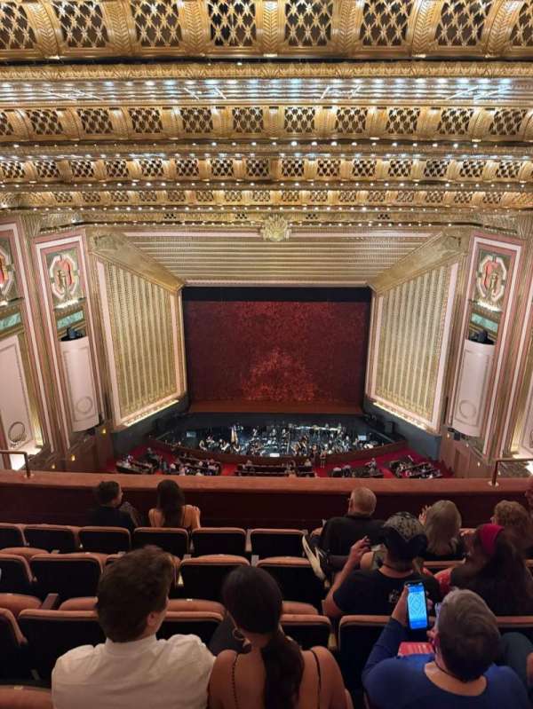 Lyric Opera of Chicago, section: Upper Balcony 194, row: F, seat: 526