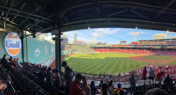 Fenway Park, section: Grandstand 32, row: 10, seat: 14