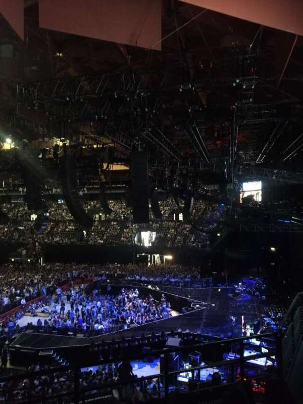 Unipol Arena, section: 2 anello est A, row: 6, seat: 8