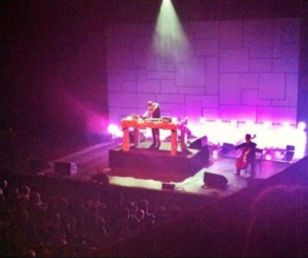 L'Olympia, section: Mezzanine, row: 2, seat: 34