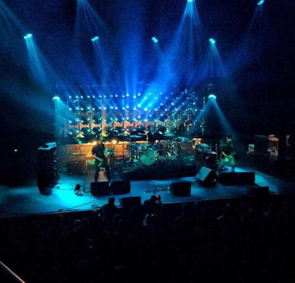 L'Olympia, section: Mezzanine, row: 1, seat: 33