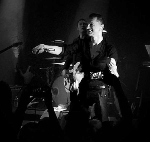 La Cigale, section: Orchestre, row: F, seat: 17