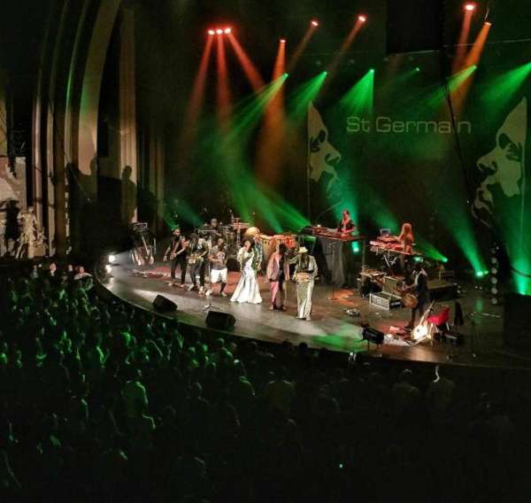 Le Grand Rex, section: Mezzanine, row: B, seat: 42